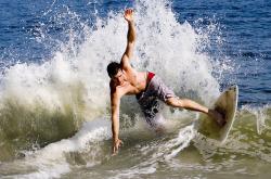 开云足球直播-法比尼奥冠军级表现引领希腊关键战突围几内亚，诠释何为唯一性