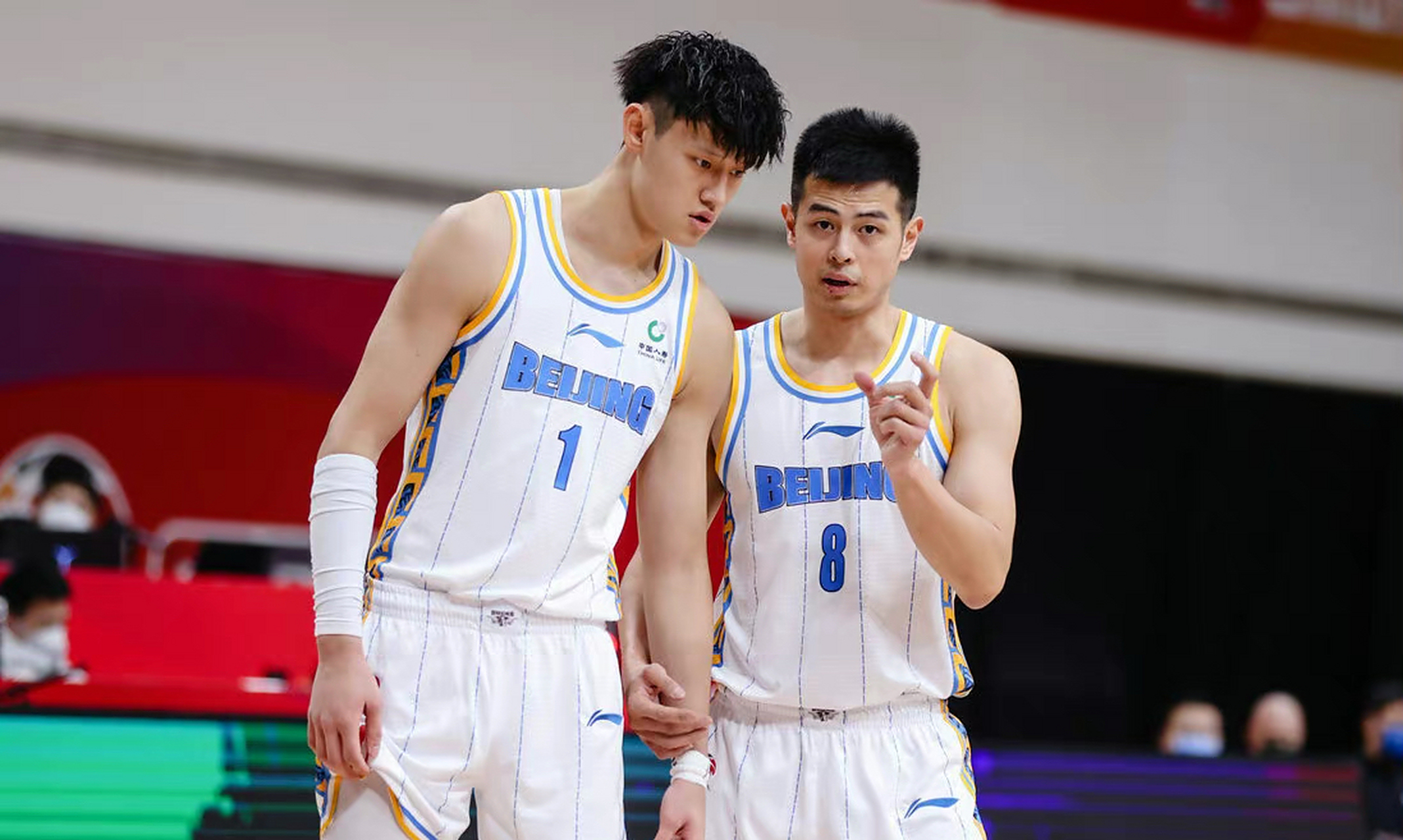 北京首钢踢进关键球,赢得一场胜利 北京首钢踢进关键球,赢得一场胜利