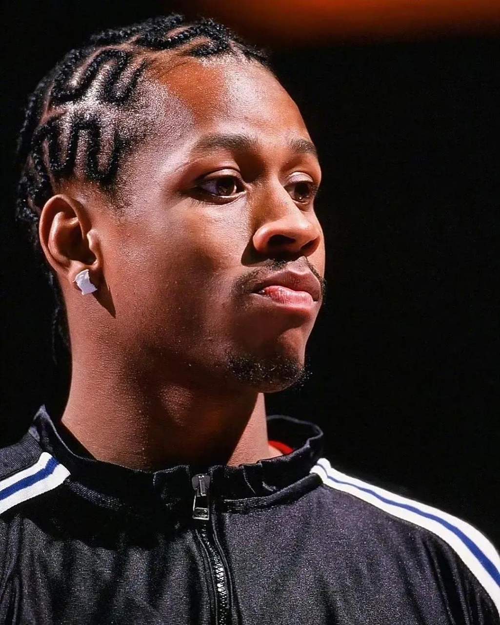 篮球先锋艾弗森将再战球场，重拾篮坛精神的简单介绍