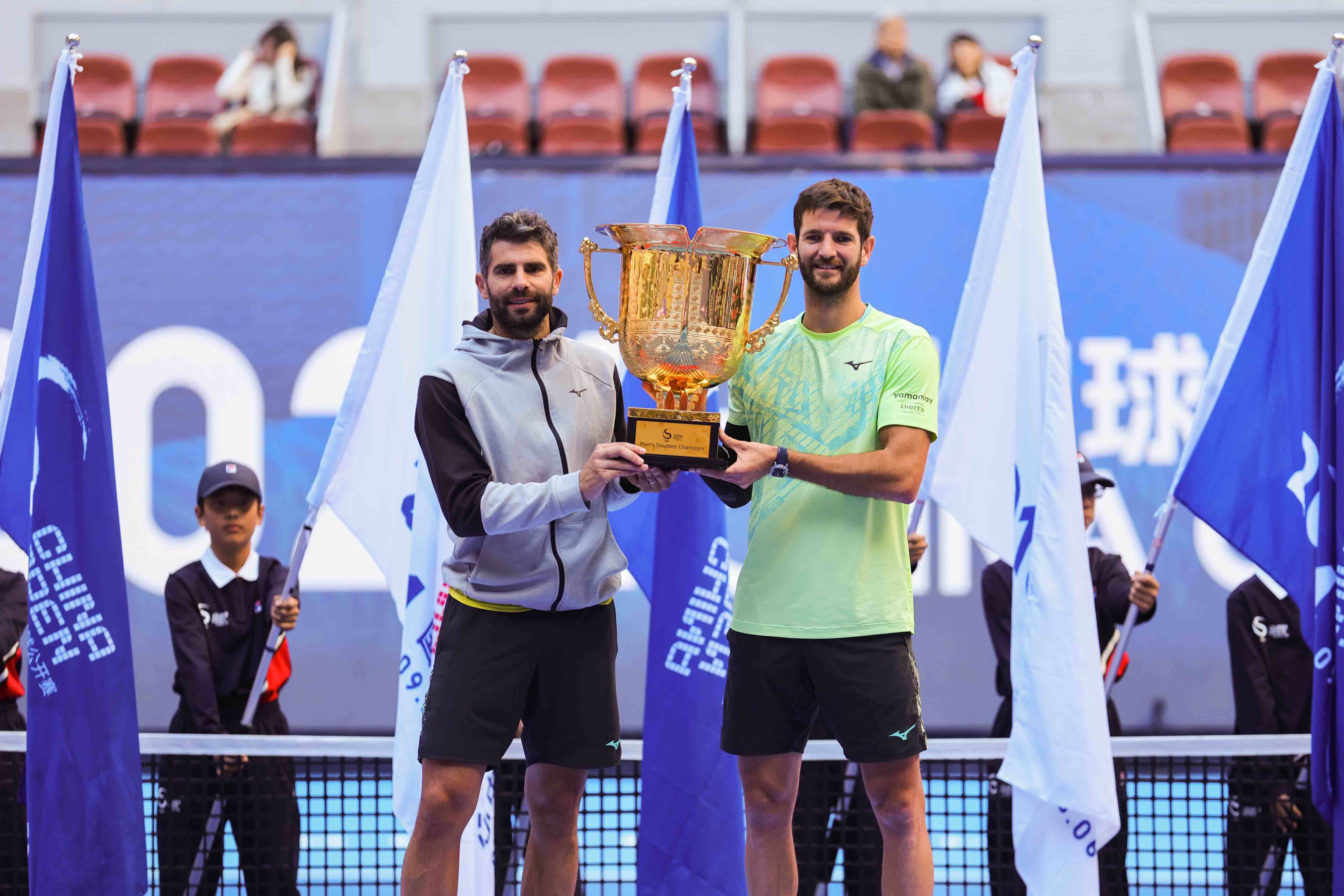 澳网碾压戴维斯杯，阿尔卡拉斯扛起全队的简单介绍