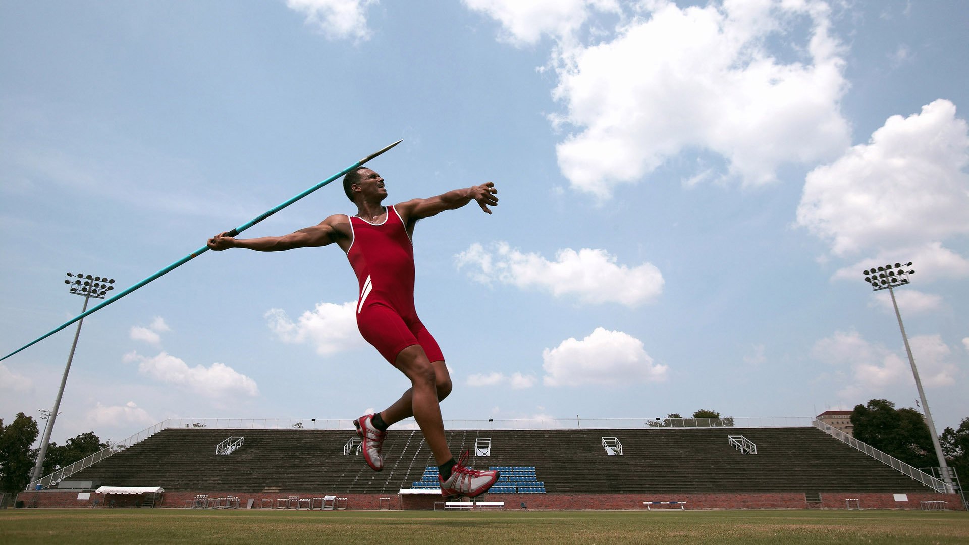 活塞打穿浙江队,福克斯在奥运周期关键战接管比赛