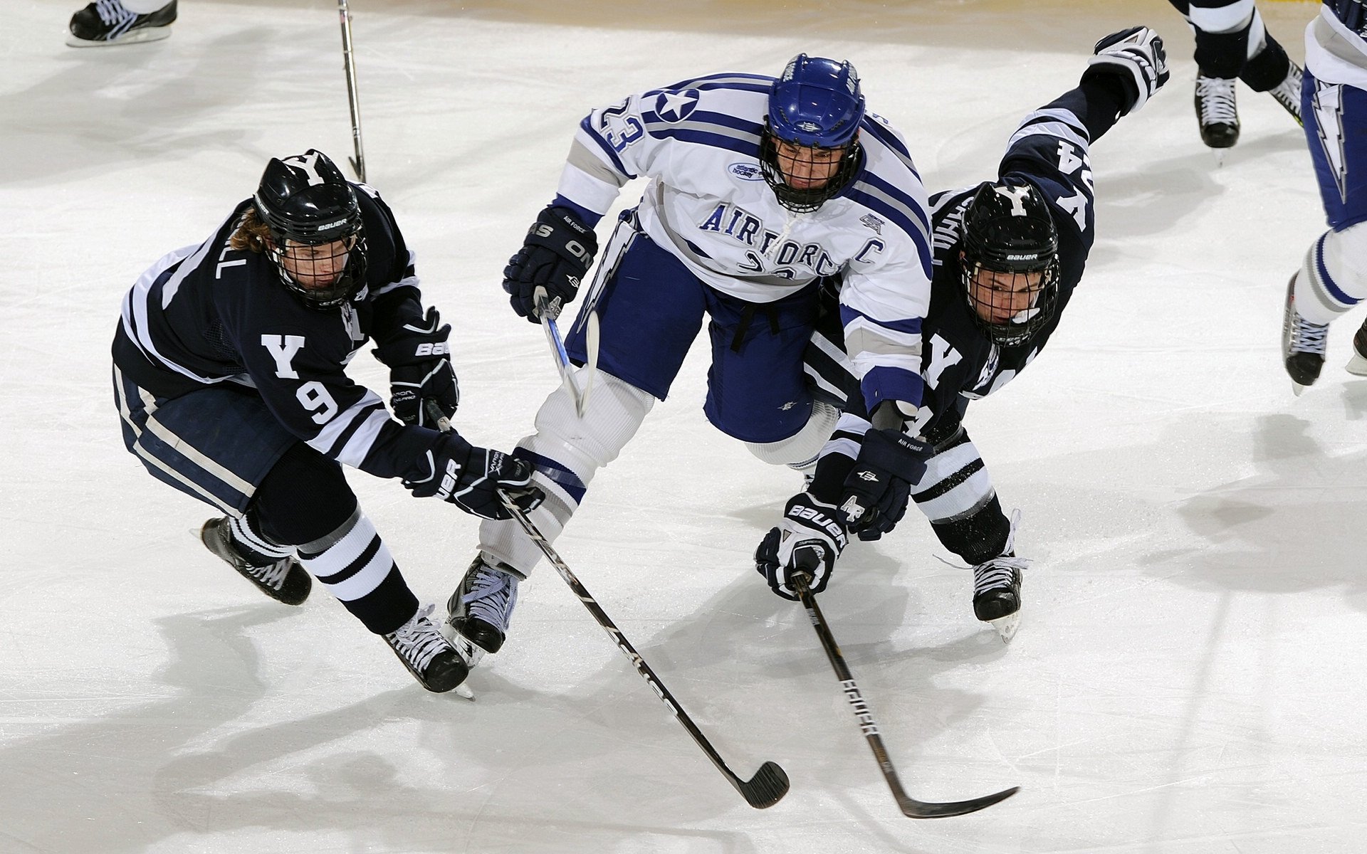 塞内加尔连续得分压制伊拉克，赖斯成为关键先生