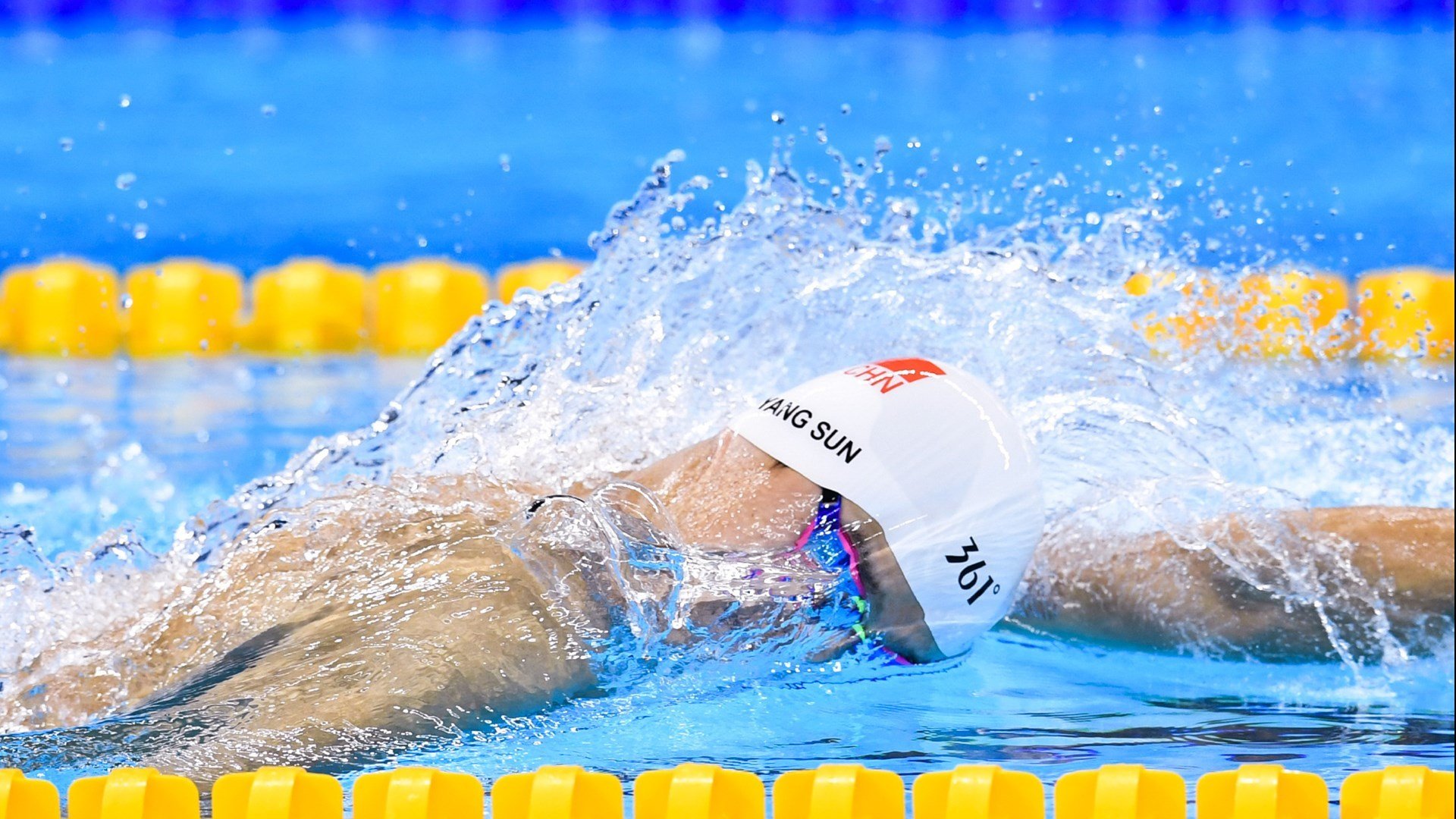 鹰击长空,独行侠临绝顶,当制霸与接管成为传奇注脚