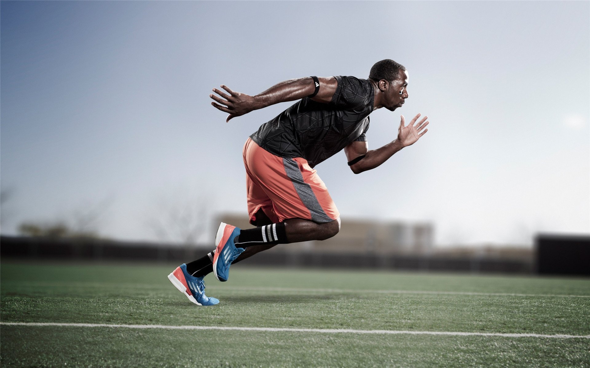 当莱万接管欧冠，马赛如何打穿乌拉圭—足球哲学的跨界启示